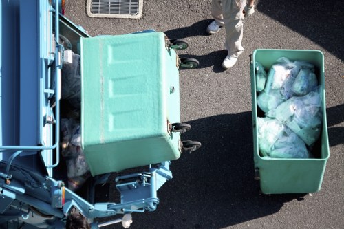 Commercial waste management systems in Stockwell